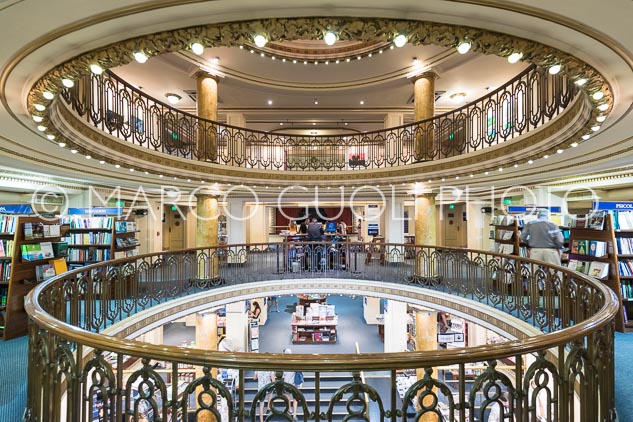 Arquitectura de interiores de la Libreria El Ateneo Grand Splendid, Buenos Aires, Argentina