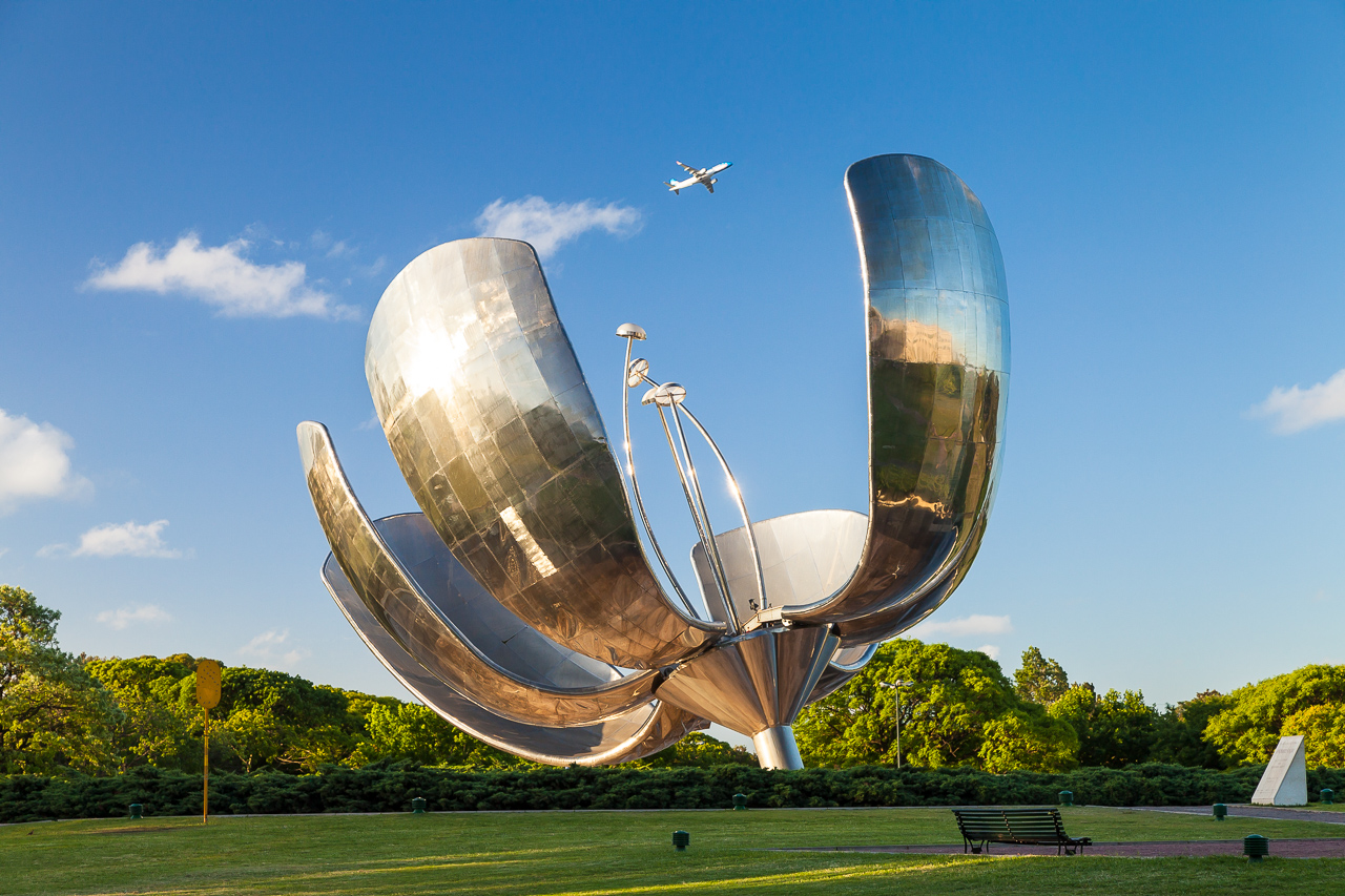 Architectural photography of the Floralis Genérica, Buenos Aires, Argentina